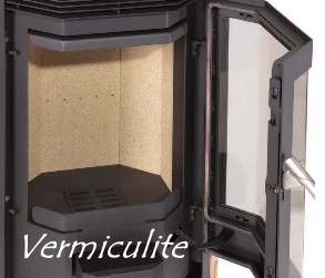 Vermiculite oder Schamott war eines der Themen im Kaminofen Test.