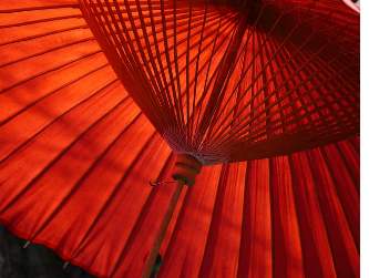 Asia-Sonnenschirme sind sehr haltbar, aber auch reizvoll anzuschauen.